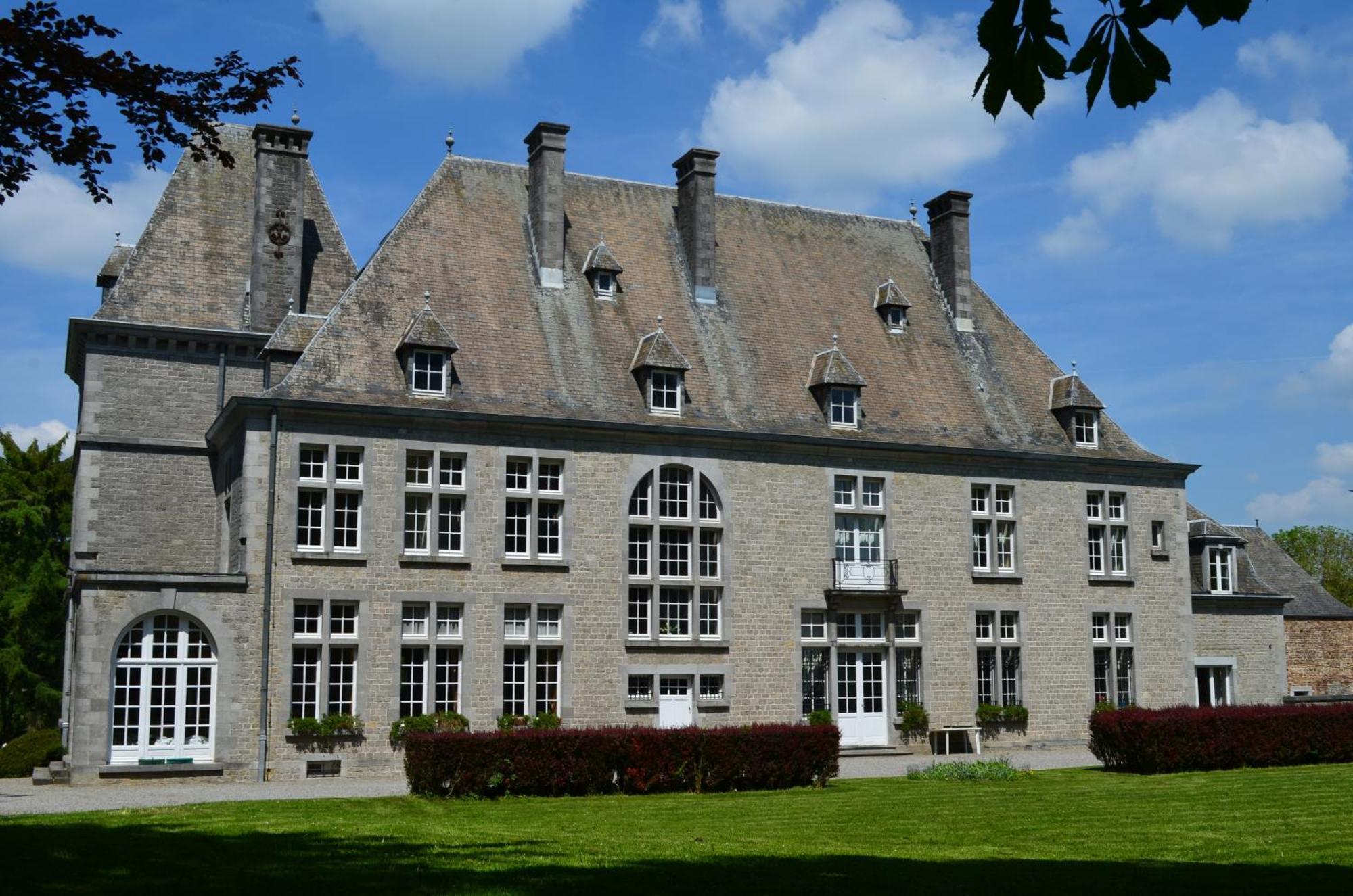 Château De La Motte Yvoir